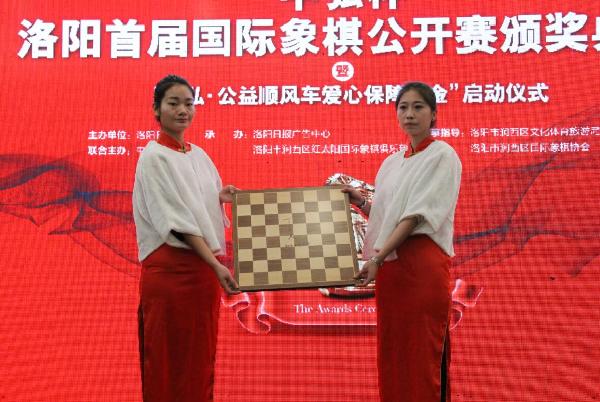 QQ截圖20151220122436.jpg